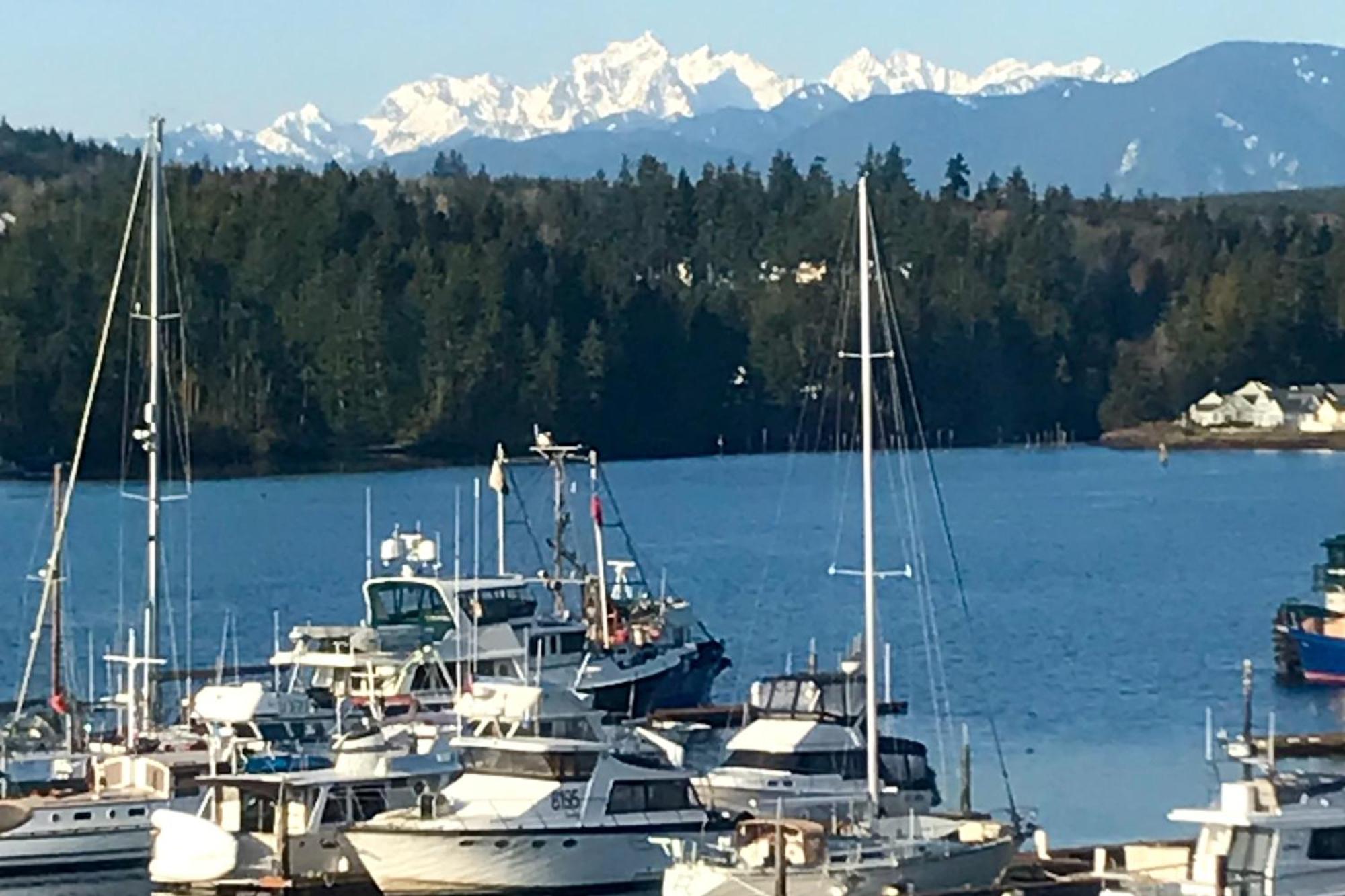 Apartment Ludlow Seaside Hale' Port Ludlow