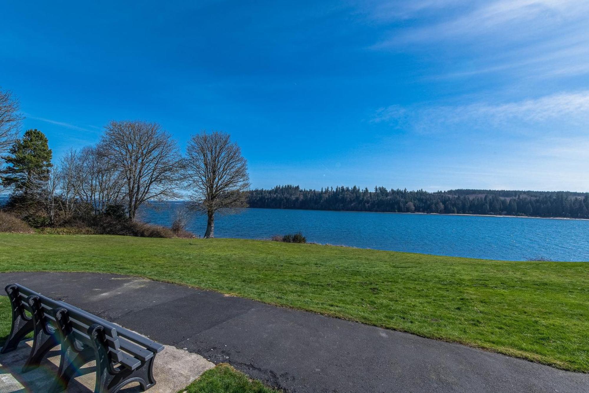 Ludlow Seaside Hale' Apartment Port Ludlow